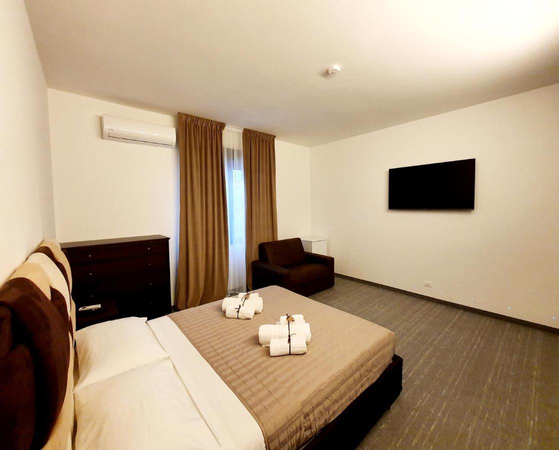 Camere Fiera Verona - Casanostra Exteriör bild